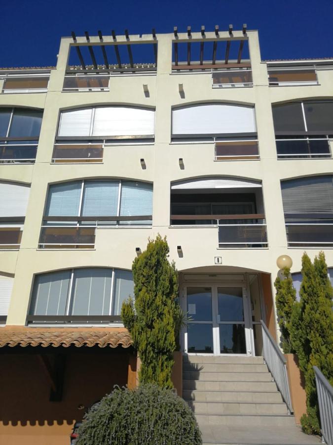 La Desirade Avec Parking- Port - Wifi Couchage En 160 Neuf Apartment Agde Luaran gambar